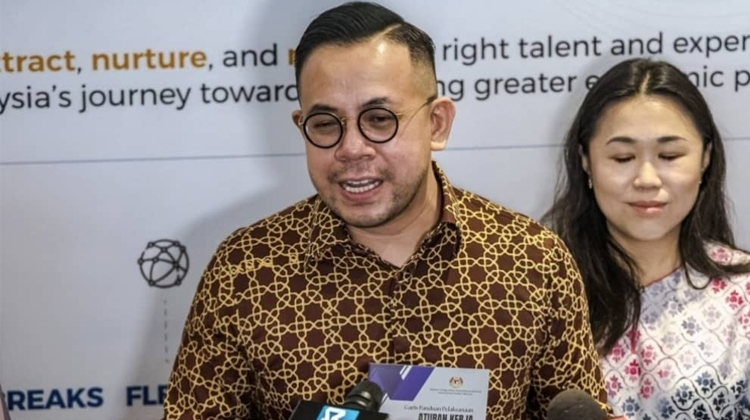 মালয়েশিয়ায়-বিদেশি-কর্মী-সীমিতকরণে-উদ্যোগী-সরকার